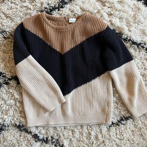 H&M sweater size 4T
